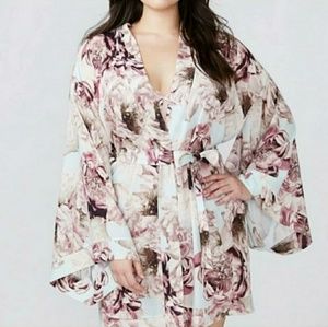 Cacique Floral Robe